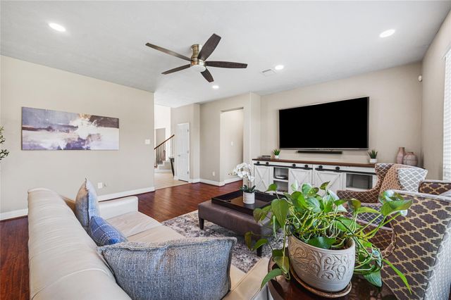 6715 Forsythe Lane, Sugar Land, TX 77479