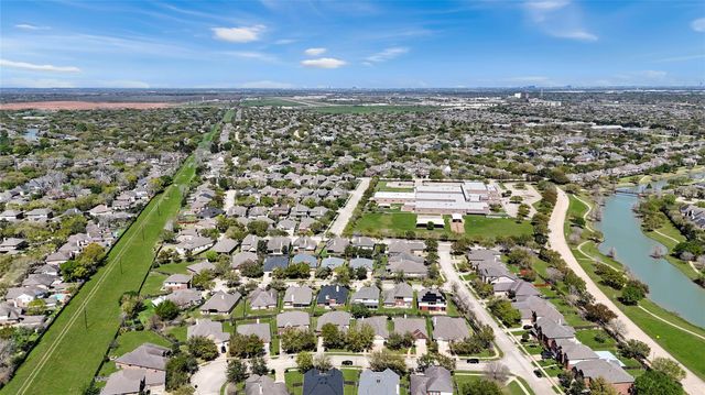 6715 Forsythe Lane, Sugar Land, TX 77479