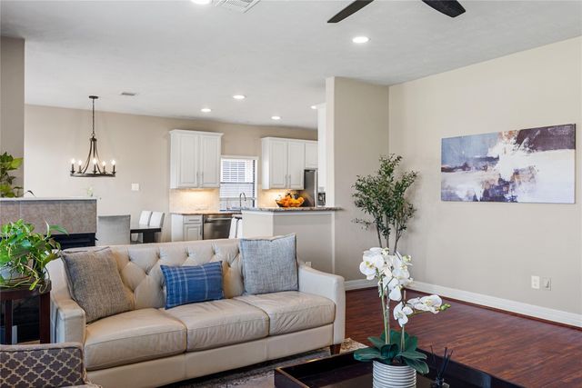 6715 Forsythe Lane, Sugar Land, TX 77479