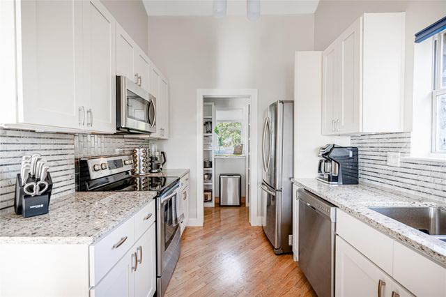 4804 Eck LN, Austin, TX 78734