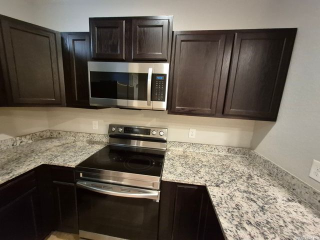 6406 Luglio Ln Unit 103, San Antonio, TX 78233
