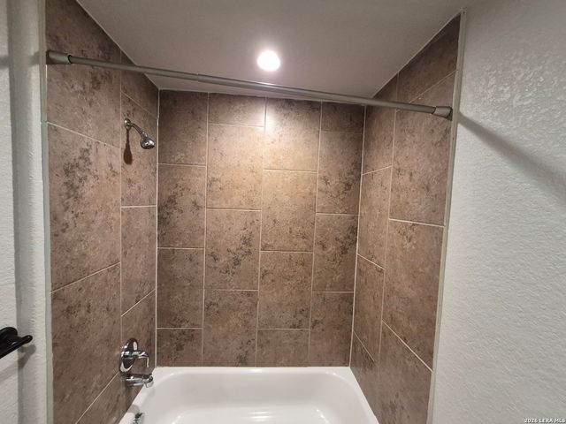 6406 Luglio Ln Unit 103, San Antonio, TX 78233