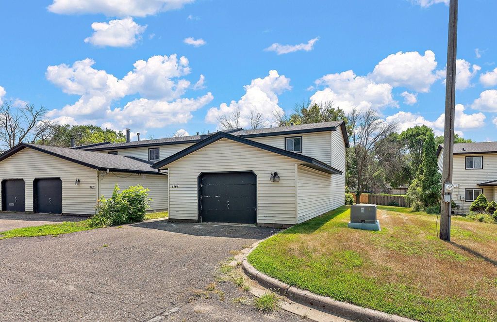 7747 89th Avenue N, Brooklyn Park, MN 55445 — photo 4
