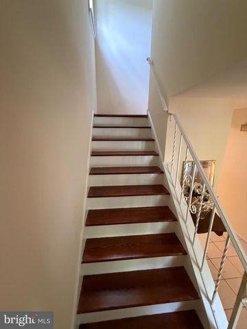 111 PLEASANT HILL RD, Cheltenham, PA 19012