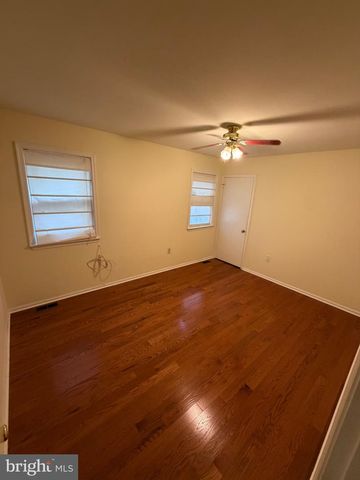 111 PLEASANT HILL RD, Cheltenham, PA 19012