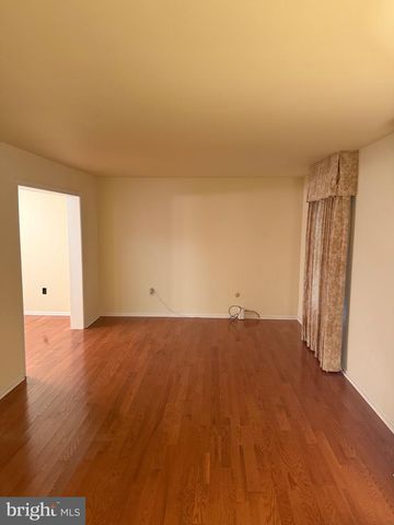 111 PLEASANT HILL RD, Cheltenham, PA 19012
