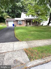 111 PLEASANT HILL RD, Cheltenham, PA 19012