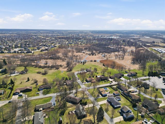 10011 W 93rd Avenue, St. John, IN 46373
