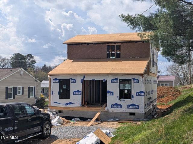 111 Auburn Street, Bristol, TN 37620