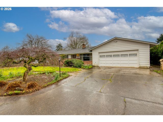 6744 Se MOLT St, Milwaukie, OR 97267