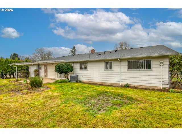 6744 Se MOLT St, Milwaukie, OR 97267