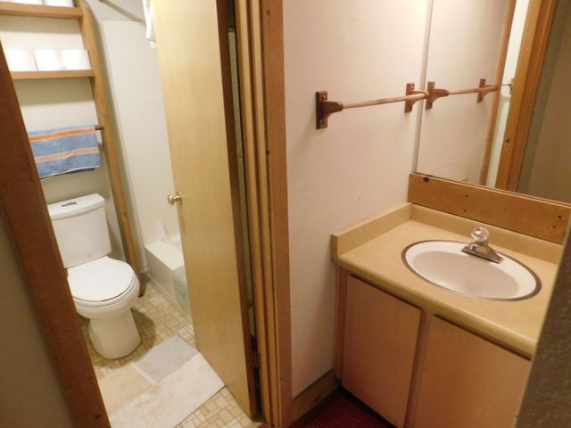 200 Creekside Drive, Bear Valley, CA 95223