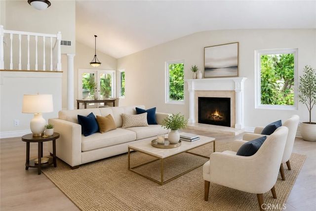 9881 Foxrun Drive, North Tustin, CA 92705