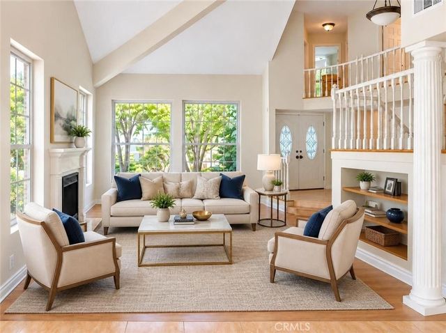 9881 Foxrun Drive, North Tustin, CA 92705