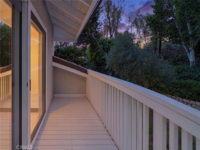 9881 Foxrun Drive, North Tustin, CA 92705