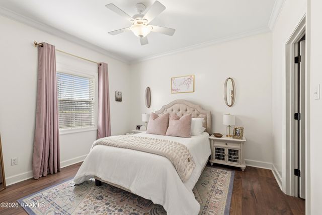 1086 Old Henderson Drive, Breaux Bridge, LA 70517