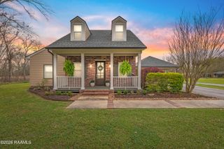 1086 Old Henderson Drive, Breaux Bridge, LA 70517