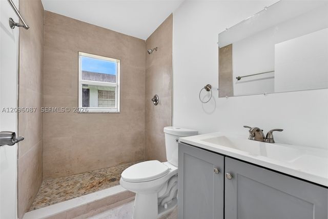 6136 Grant St, Hollywood, FL 33024