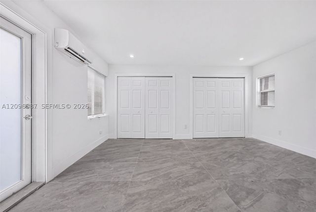 6136 Grant St, Hollywood, FL 33024