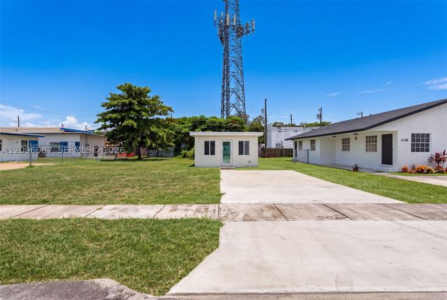 6136 Grant St, Hollywood, FL 33024