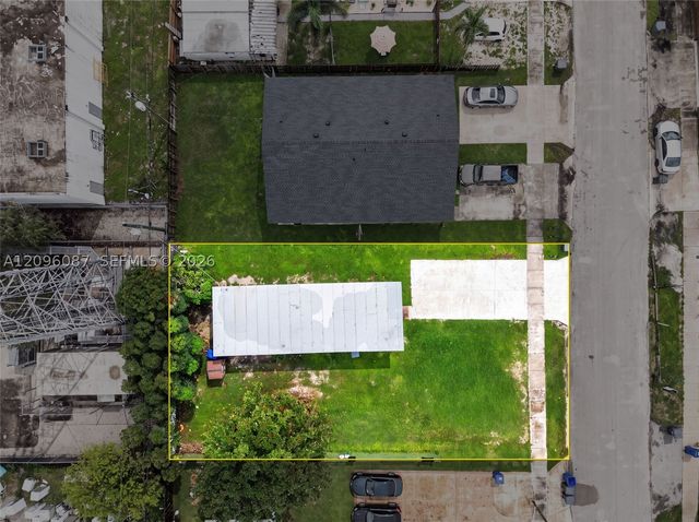 6136 Grant St, Hollywood, FL 33024