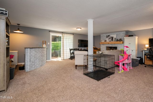 513 Beechwood Drive, Kingsport, TN 37663