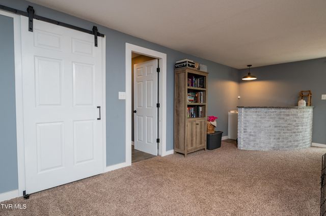 513 Beechwood Drive, Kingsport, TN 37663
