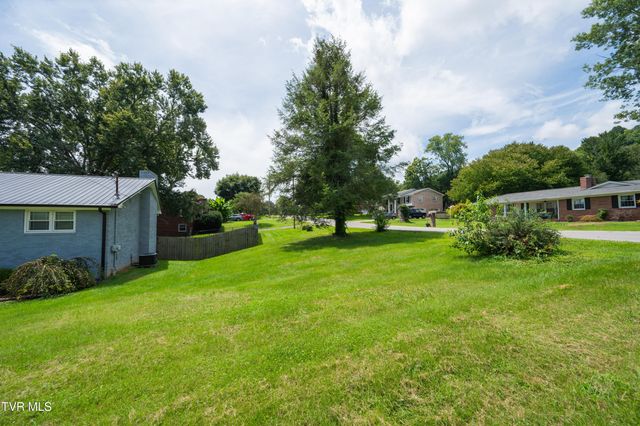 513 Beechwood Drive, Kingsport, TN 37663