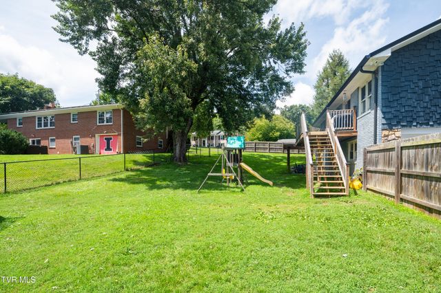 513 Beechwood Drive, Kingsport, TN 37663