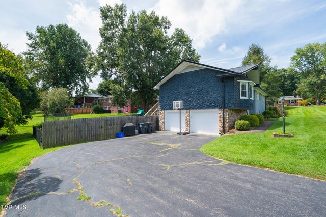 513 Beechwood Drive, Kingsport, TN 37663