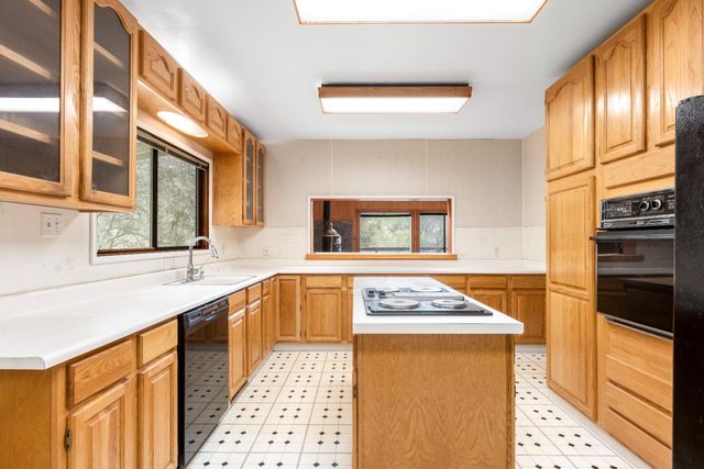 7321 Morning Canyon Rd, Placerville, CA 95667