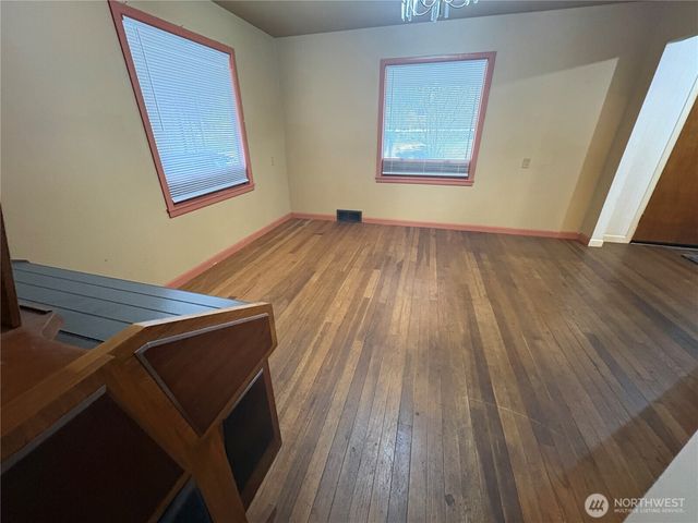 2001 NE 177th Street, Shoreline, WA 98155