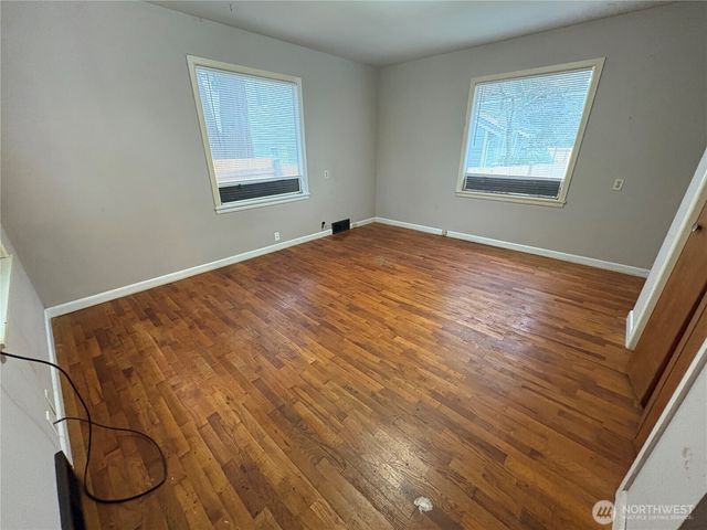 2001 NE 177th Street, Shoreline, WA 98155