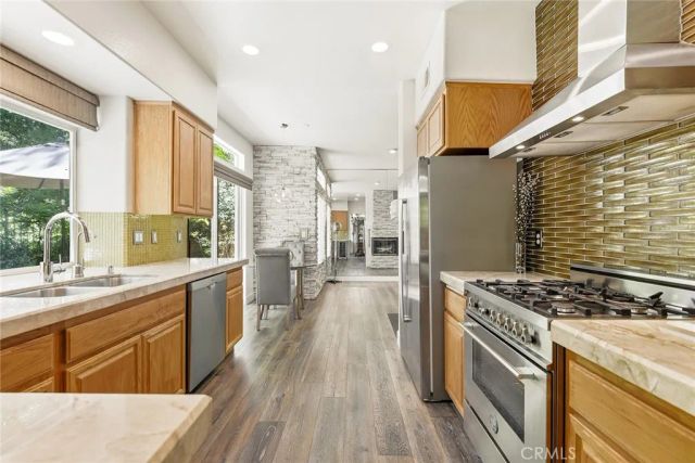 4762 Rhapsody, Oak Park, CA 91377