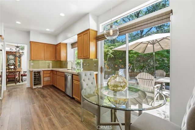 4762 Rhapsody, Oak Park, CA 91377