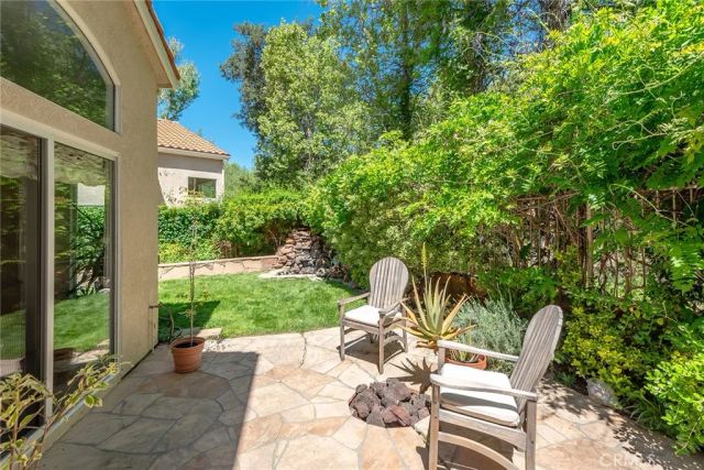 4762 Rhapsody, Oak Park, CA 91377