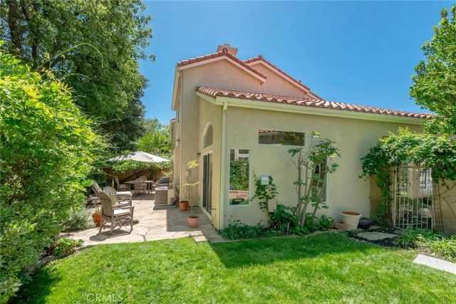 4762 Rhapsody, Oak Park, CA 91377