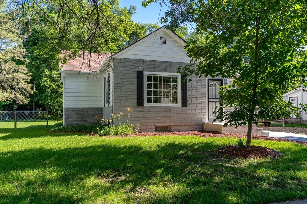 2807 Yonge Street, Rockford, IL 61101