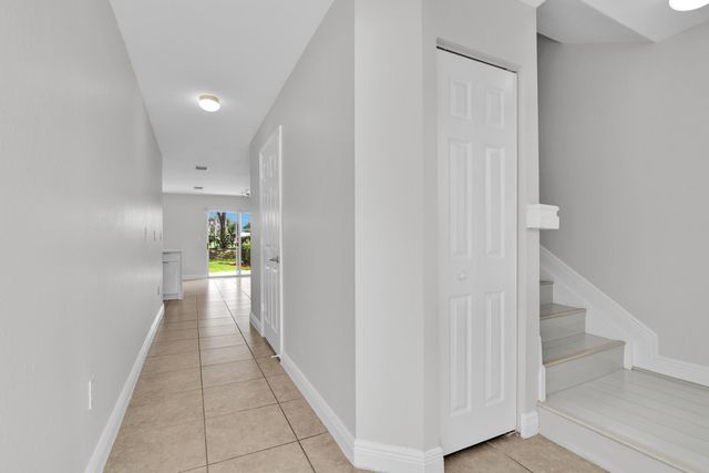 6599 Old Farm Trail 6599, Boynton Beach, FL 33437