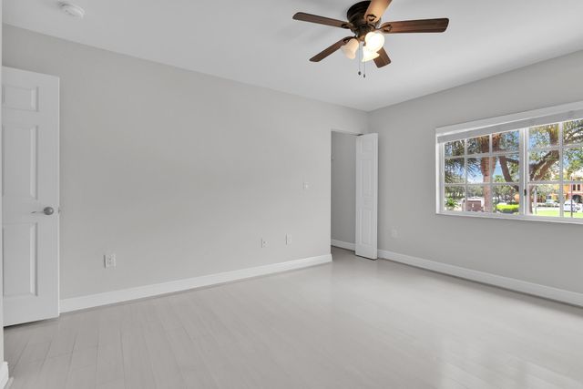 6599 Old Farm Trail 6599, Boynton Beach, FL 33437