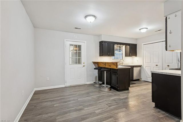 175 Racefield DR, Toano, VA 23168