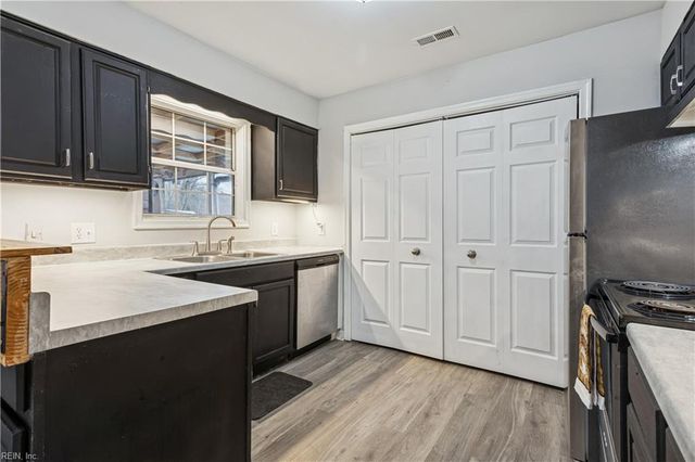 175 Racefield DR, Toano, VA 23168