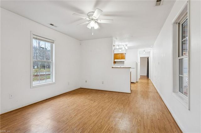 175 Racefield DR, Toano, VA 23168