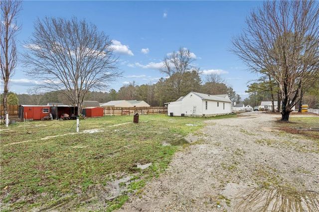 175 Racefield DR, Toano, VA 23168