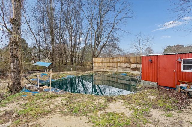 175 Racefield DR, Toano, VA 23168