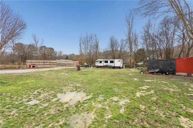 175 Racefield DR, Toano, VA 23168