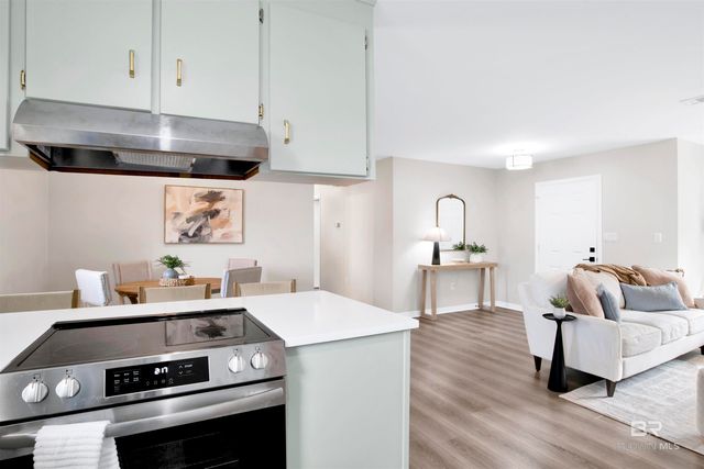 5621 Galvez Road, Pensacola, FL 32507