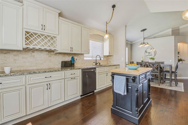 10215 CHARLESTON CORNER ROAD, Tampa, FL 33635