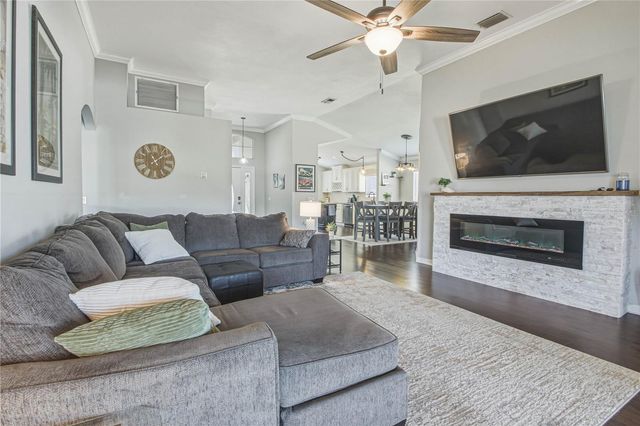 10215 CHARLESTON CORNER ROAD, Tampa, FL 33635