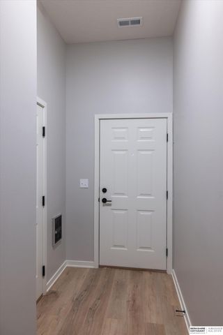 5407 S 208 Court, Elkhorn, NE 68022